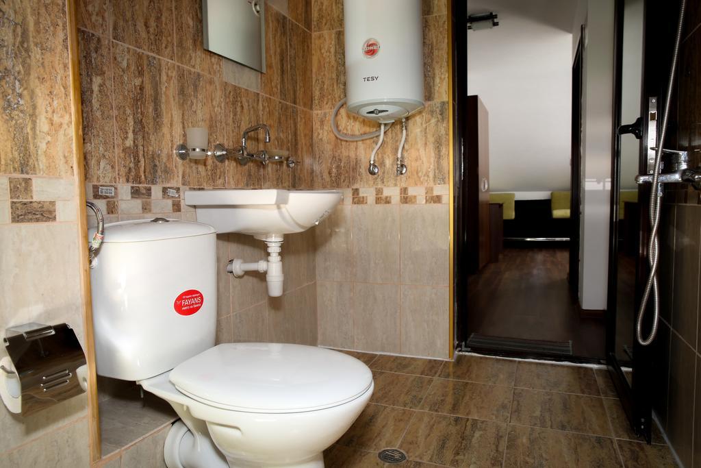 Бялата Къща Hotel Zlatograd Kamer foto