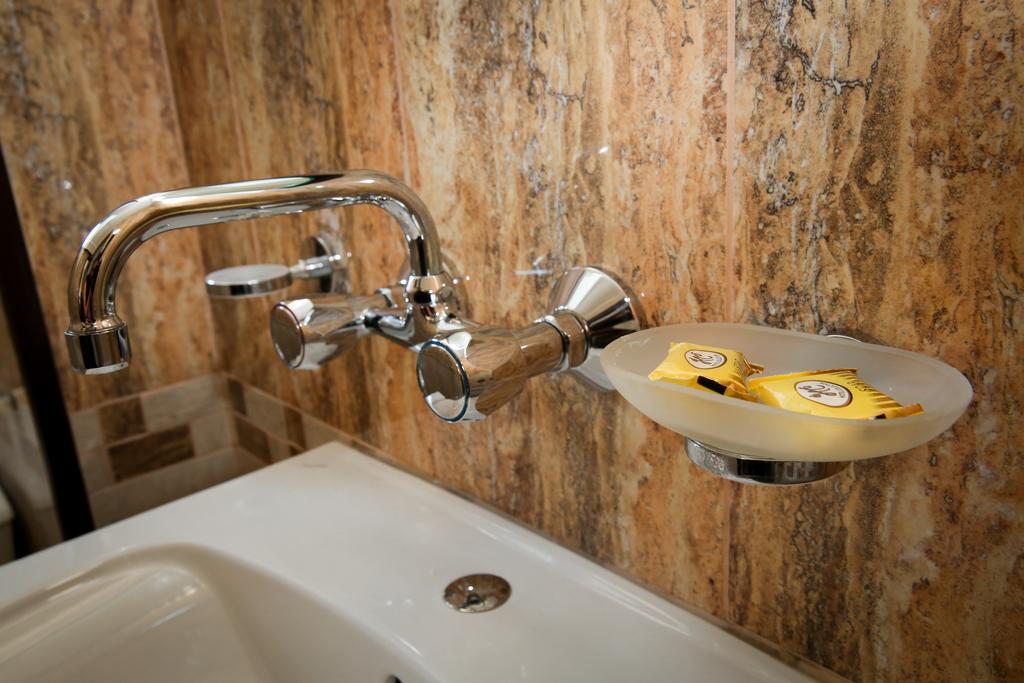 Бялата Къща Hotel Zlatograd Kamer foto