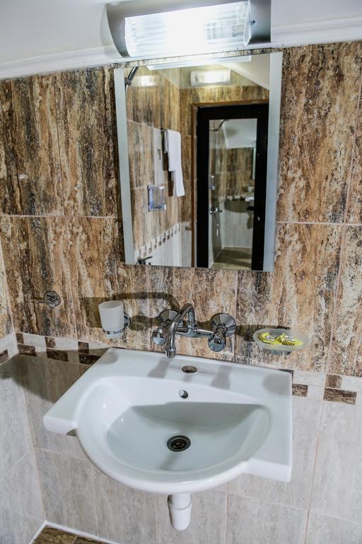 Бялата Къща Hotel Zlatograd Kamer foto