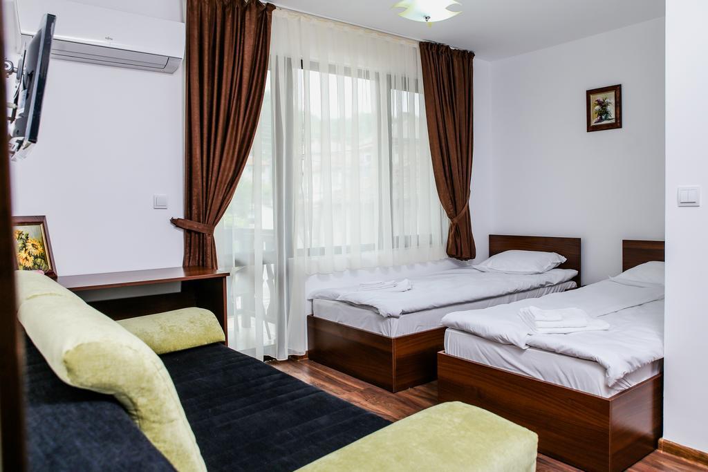 Бялата Къща Hotel Zlatograd Kamer foto